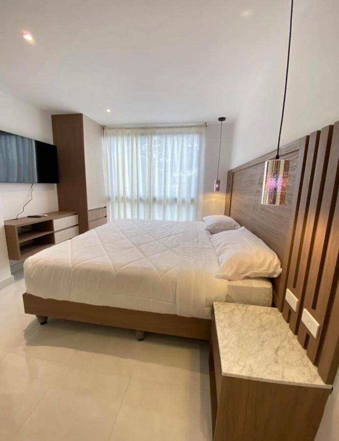 Nova Park Hotel Guayaquil Buitenkant foto